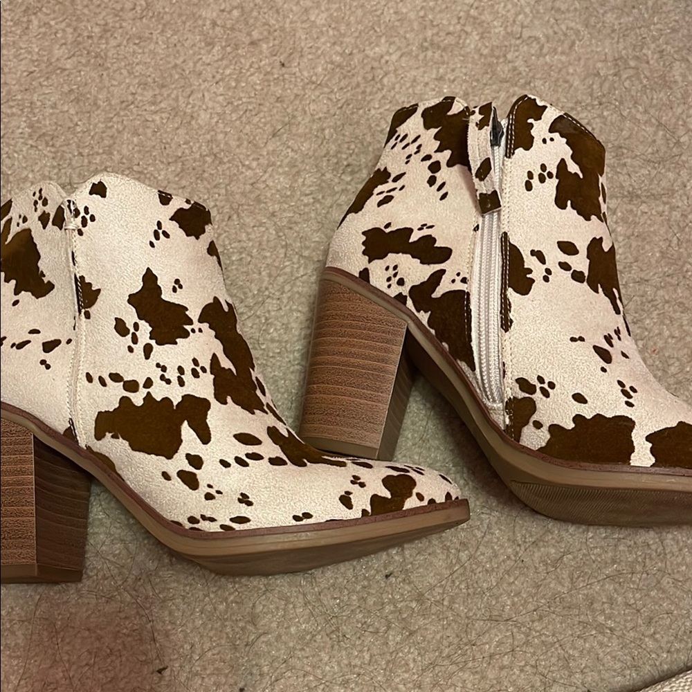 Brown Cow Print Ankle Boots - Picture 4 of 4